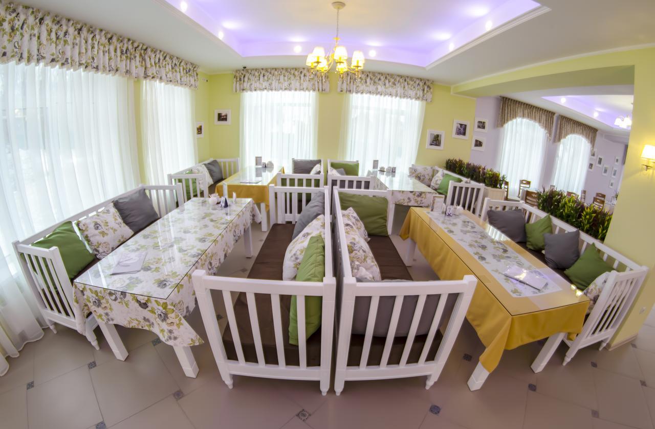 Vitapark Sonyachnyy Provans ซาตาโนฟ ภายนอก รูปภาพ